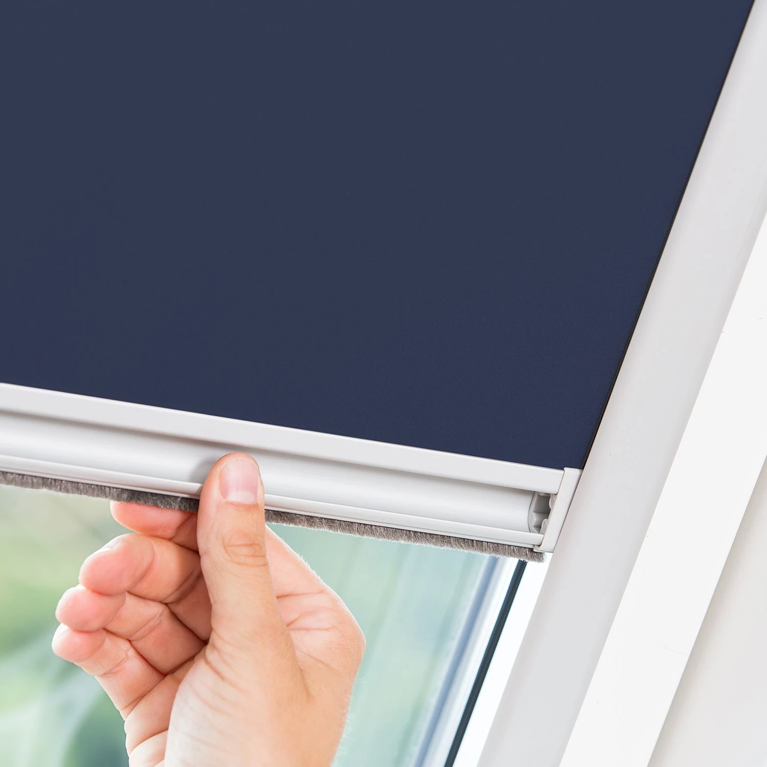 Lichtblick Store velux plissé Skylight - Tissu - Bleu - 61 x 116 cm 3 Lichtblick Store velux plissé Skylight - Tissu - Bleu - 61 x 116 cm – Image 3