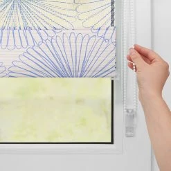 Lichtblick Store enrouleur double Flower Wheel - Polyester - Bleu - 70 x 150 cm 9 Lichtblick Store enrouleur double Flower Wheel - Polyester - Bleu - 70 x 150 cm -Équipements de jardin Soldes 1000269538 210728 17380204360 DETAILS P000000001000269538