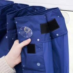 Lichtblick Store de voyage à ventouses - Polyester - Bleu 15 Lichtblick Store de voyage à ventouses - Polyester - Bleu -Équipements de jardin Soldes 1000280863 210728 17055202240 DETAILS P000000001000280863